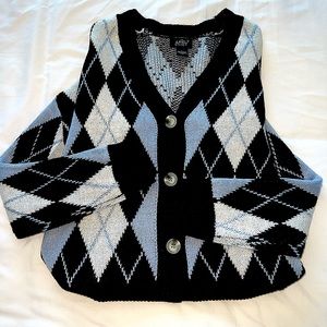 Beautiful and Cozy Plaid Cardigan. Size L.